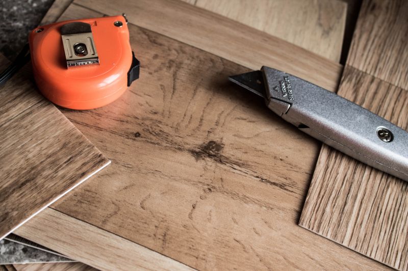 Measuring and Cutting Vinyl Panels